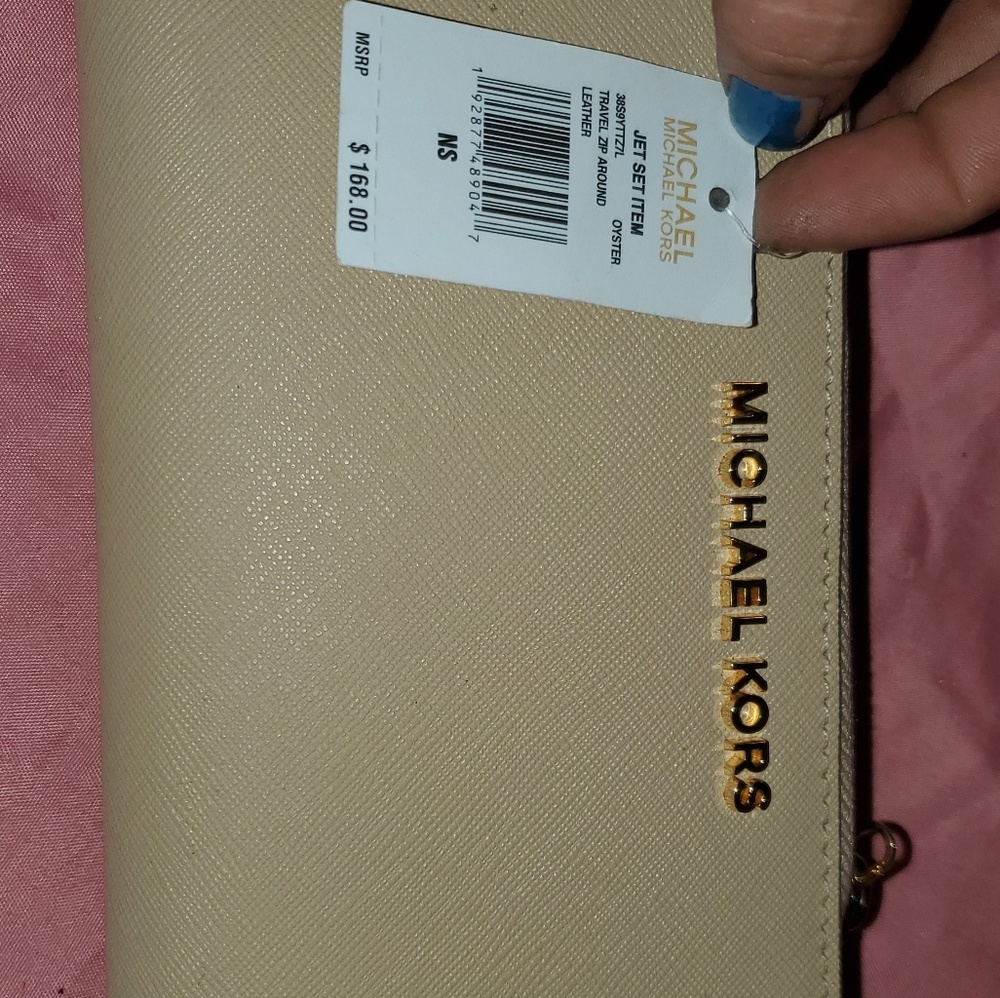 Authentic mk wallet